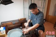 巢湖成都“90后”小伙“十年磨一剑”：从爱好者到守艺人 传播中国文化